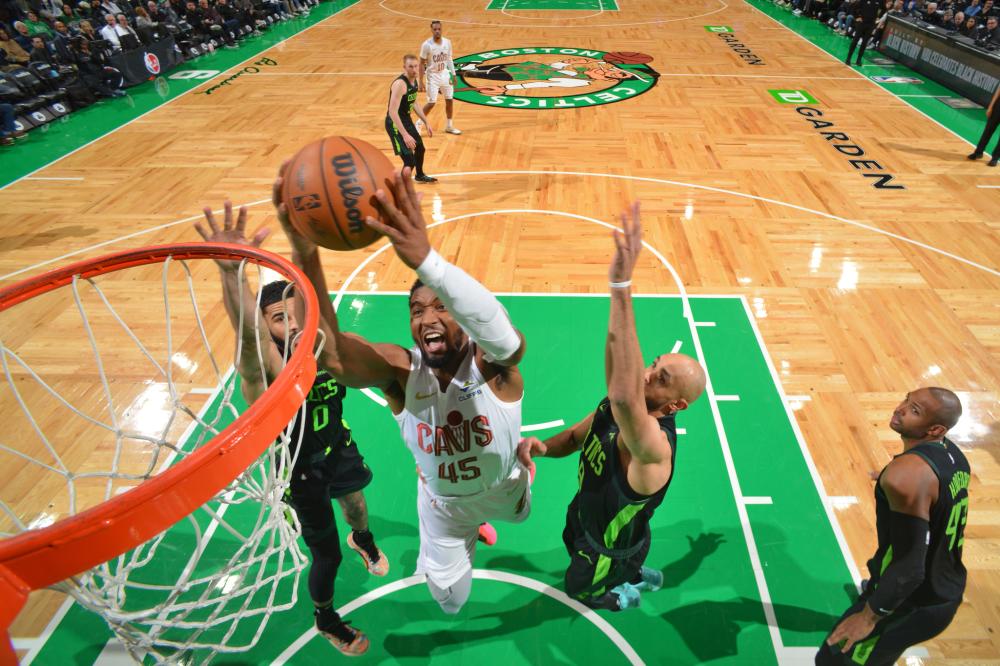 到决定性作 到决定性作