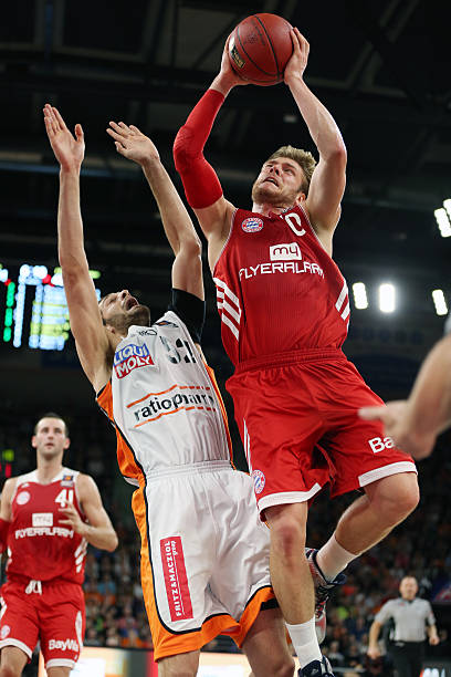 穆阿尼深知 穆阿尼深知