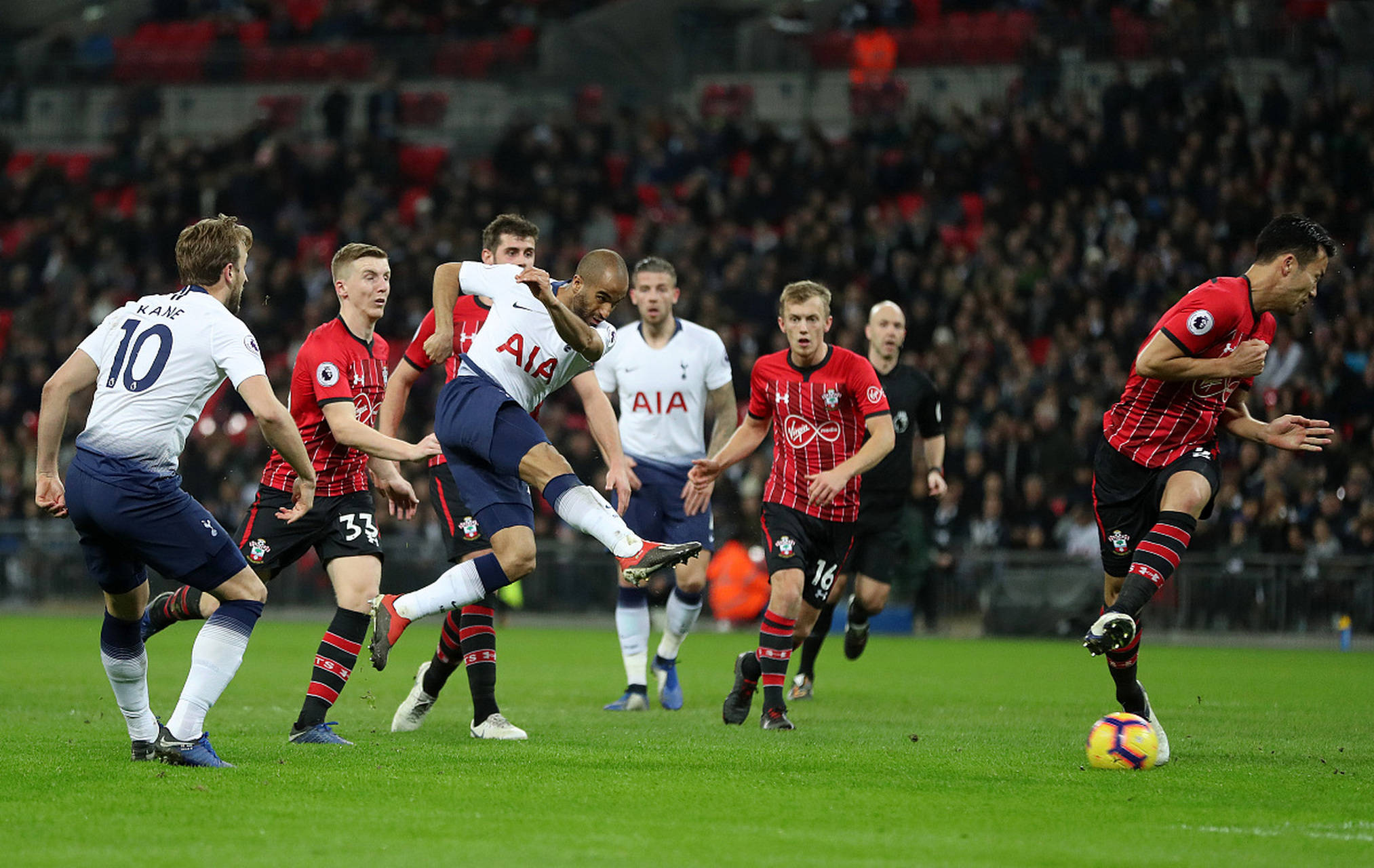 年轻后卫的 年轻后卫的